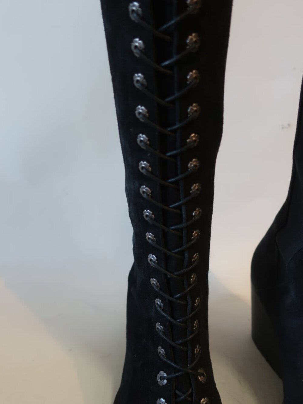 Womens Coach Lace-Up Black Suede Western Style Tall Boot 7.5 - Picture 9 of 16